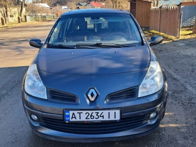 Серый Рено Клио, объемом двигателя 1.5 л и пробегом 265 тыс. км за 4900 $, фото 1 на Automoto.ua
