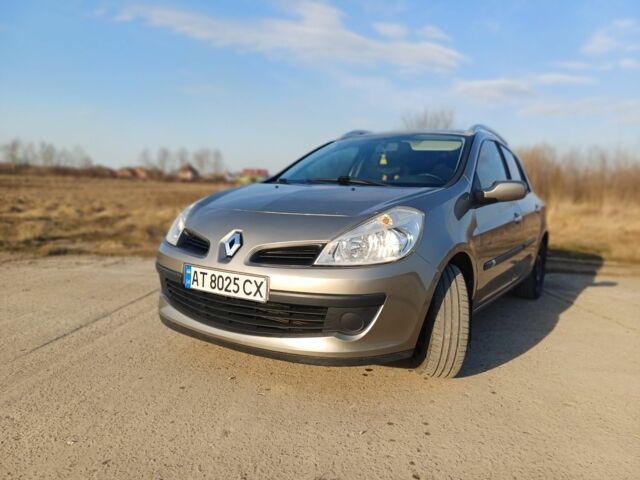 Сірий Рено Кліо, об'ємом двигуна 1.5 л та пробігом 189 тис. км за 5200 $, фото 1 на Automoto.ua