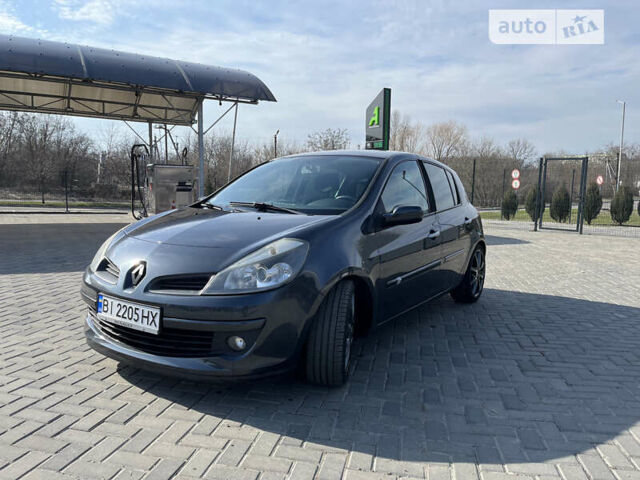 Сірий Рено Кліо, об'ємом двигуна 1.2 л та пробігом 206 тис. км за 5600 $, фото 1 на Automoto.ua