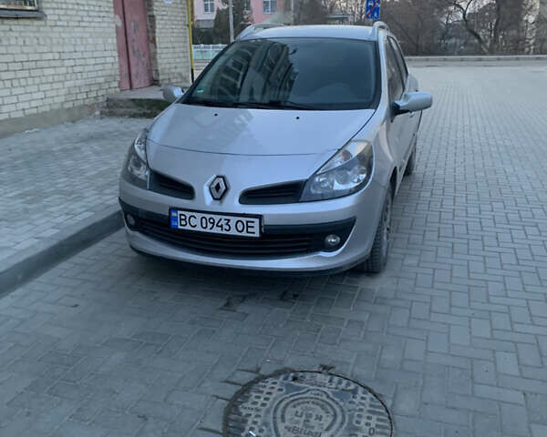 Сірий Рено Кліо, об'ємом двигуна 1.46 л та пробігом 235 тис. км за 4600 $, фото 1 на Automoto.ua