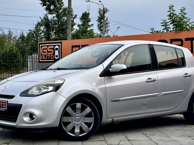 Серый Рено Клио, объемом двигателя 1.2 л и пробегом 188 тыс. км за 4308 $, фото 1 на Automoto.ua