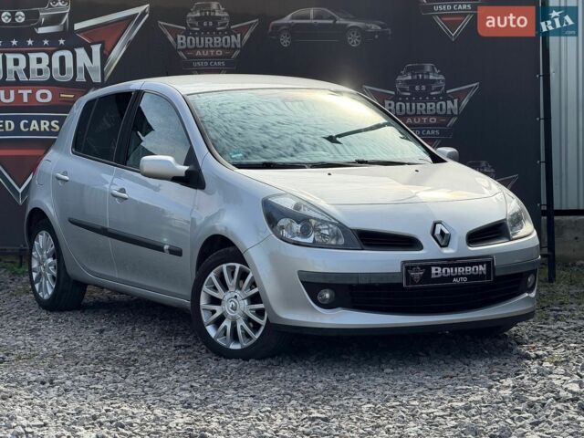 Сірий Рено Кліо, об'ємом двигуна 1.6 л та пробігом 173 тис. км за 6490 $, фото 1 на Automoto.ua