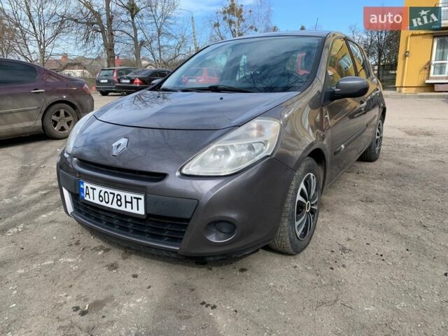 Серый Рено Клио, объемом двигателя 1.15 л и пробегом 149 тыс. км за 4900 $, фото 1 на Automoto.ua