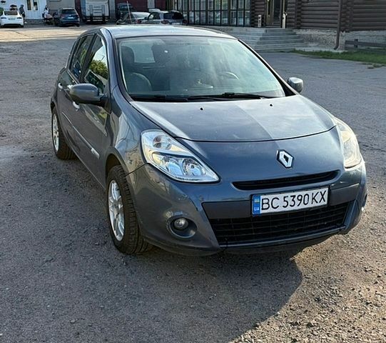 Серый Рено Клио, объемом двигателя 1.46 л и пробегом 231 тыс. км за 4650 $, фото 1 на Automoto.ua