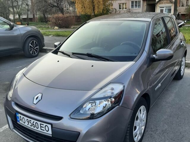 Сірий Рено Кліо, об'ємом двигуна 1.5 л та пробігом 235 тис. км за 6300 $, фото 1 на Automoto.ua