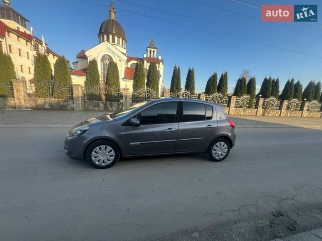 Сірий Рено Кліо, об'ємом двигуна 1.46 л та пробігом 279 тис. км за 5200 $, фото 1 на Automoto.ua