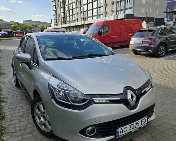 Серый Рено Клио, объемом двигателя 1.15 л и пробегом 234 тыс. км за 5500 $, фото 1 на Automoto.ua
