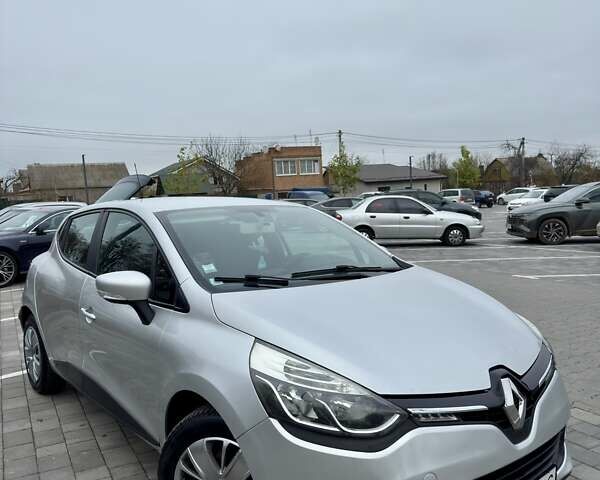 Сірий Рено Кліо, об'ємом двигуна 1.5 л та пробігом 262 тис. км за 6299 $, фото 1 на Automoto.ua