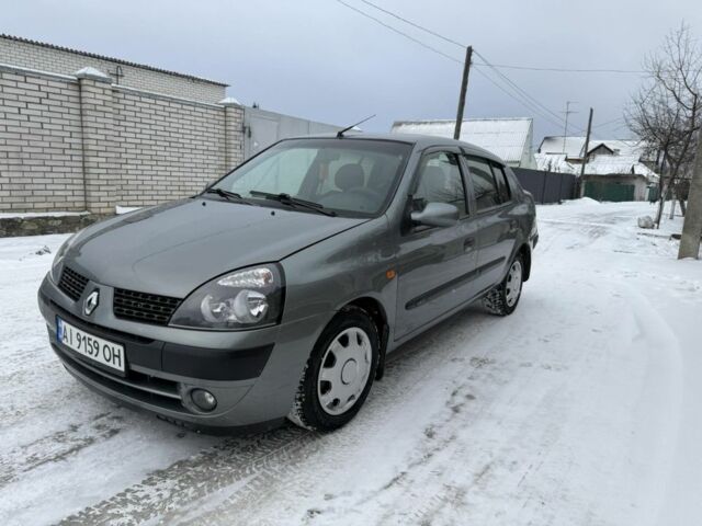 Серый Рено Клио, объемом двигателя 1.4 л и пробегом 240 тыс. км за 3000 $, фото 1 на Automoto.ua