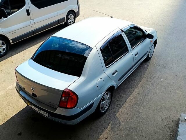 Серый Рено Клио, объемом двигателя 1.4 л и пробегом 206 тыс. км за 3650 $, фото 1 на Automoto.ua