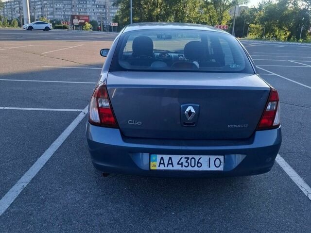 Сірий Рено Кліо, об'ємом двигуна 1.4 л та пробігом 240 тис. км за 3300 $, фото 1 на Automoto.ua