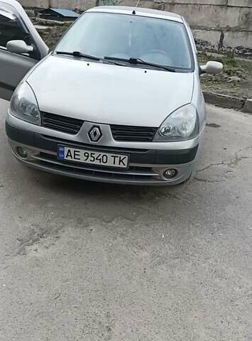 Серый Рено Клио, объемом двигателя 1.4 л и пробегом 182 тыс. км за 3650 $, фото 1 на Automoto.ua