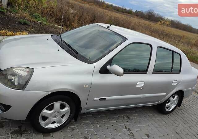 Сірий Рено Кліо, об'ємом двигуна 0 л та пробігом 220 тис. км за 3600 $, фото 1 на Automoto.ua