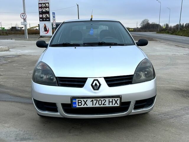 Серый Рено Клио, объемом двигателя 1.4 л и пробегом 260 тыс. км за 3300 $, фото 1 на Automoto.ua