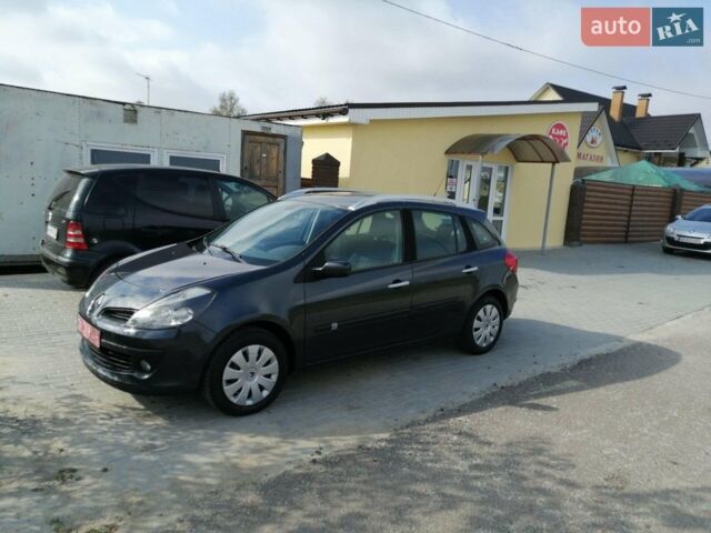 Серый Рено Клио, объемом двигателя 1.5 л и пробегом 218 тыс. км за 5600 $, фото 1 на Automoto.ua