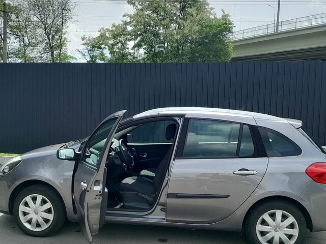 Сірий Рено Кліо, об'ємом двигуна 1.6 л та пробігом 170 тис. км за 6900 $, фото 1 на Automoto.ua