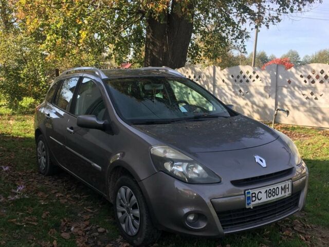 Сірий Рено Кліо, об'ємом двигуна 1.5 л та пробігом 200 тис. км за 5000 $, фото 1 на Automoto.ua