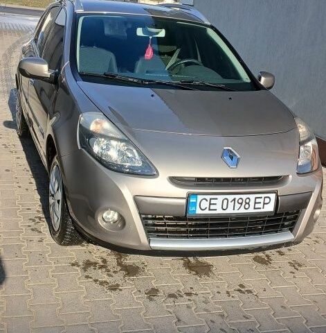 Серый Рено Клио, объемом двигателя 1.1 л и пробегом 220 тыс. км за 5100 $, фото 1 на Automoto.ua