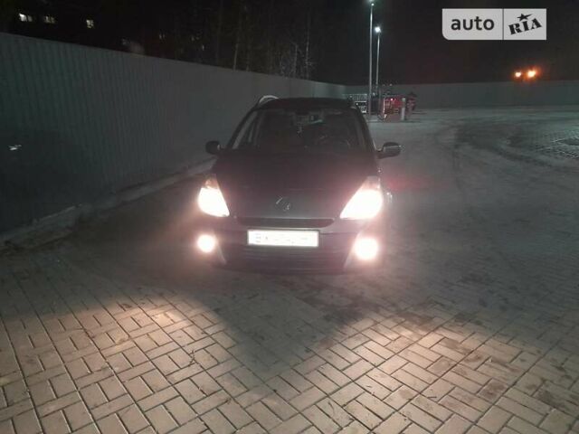 Сірий Рено Кліо, об'ємом двигуна 1.15 л та пробігом 203 тис. км за 5499 $, фото 1 на Automoto.ua