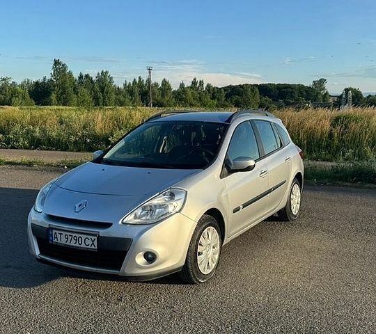 Сірий Рено Кліо, об'ємом двигуна 1.46 л та пробігом 270 тис. км за 5000 $, фото 1 на Automoto.ua