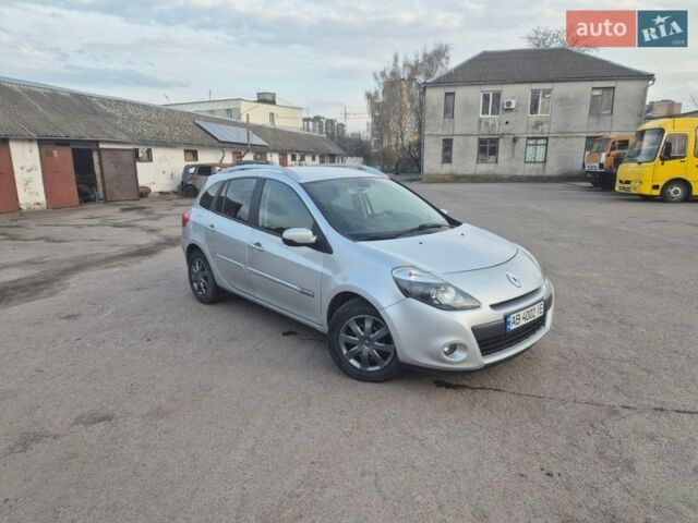 Сірий Рено Кліо, об'ємом двигуна 1.46 л та пробігом 321 тис. км за 5300 $, фото 1 на Automoto.ua