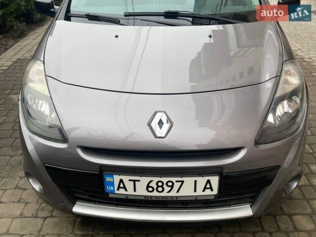Серый Рено Клио, объемом двигателя 1.15 л и пробегом 204 тыс. км за 4900 $, фото 1 на Automoto.ua