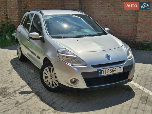 Серый Рено Клио, объемом двигателя 1.1 л и пробегом 202 тыс. км за 5200 $, фото 1 на Automoto.ua