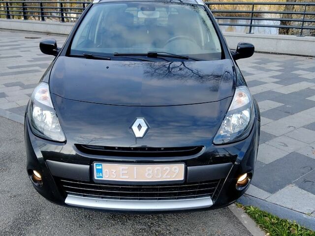 Серый Рено Клио, объемом двигателя 1.2 л и пробегом 213 тыс. км за 5600 $, фото 1 на Automoto.ua