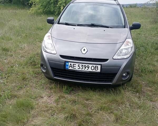 Сірий Рено Кліо, об'ємом двигуна 1.15 л та пробігом 99 тис. км за 5400 $, фото 1 на Automoto.ua