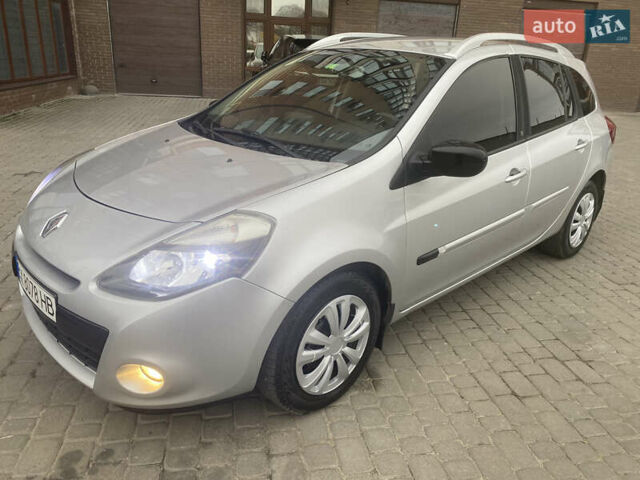 Серый Рено Клио, объемом двигателя 1.15 л и пробегом 192 тыс. км за 5999 $, фото 1 на Automoto.ua