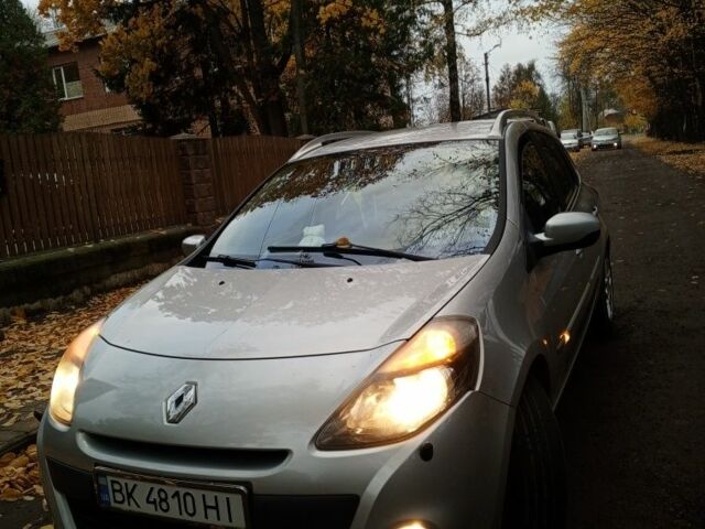 Серый Рено Клио, объемом двигателя 0 л и пробегом 273 тыс. км за 5700 $, фото 1 на Automoto.ua