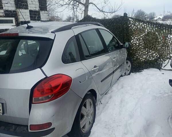 Сірий Рено Кліо, об'ємом двигуна 0 л та пробігом 250 тис. км за 2600 $, фото 1 на Automoto.ua
