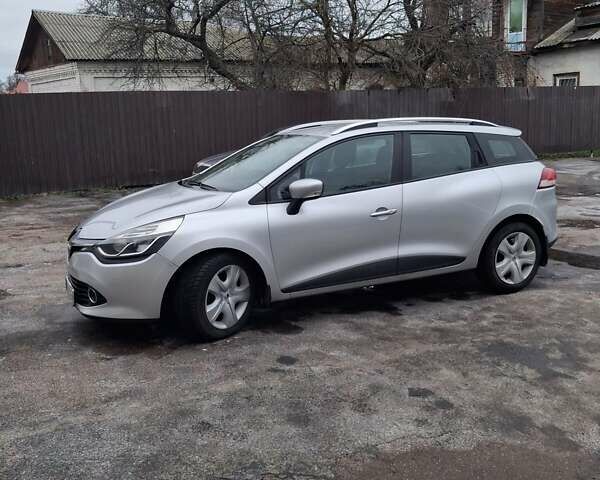 Серый Рено Клио, объемом двигателя 1.5 л и пробегом 237 тыс. км за 7950 $, фото 1 на Automoto.ua