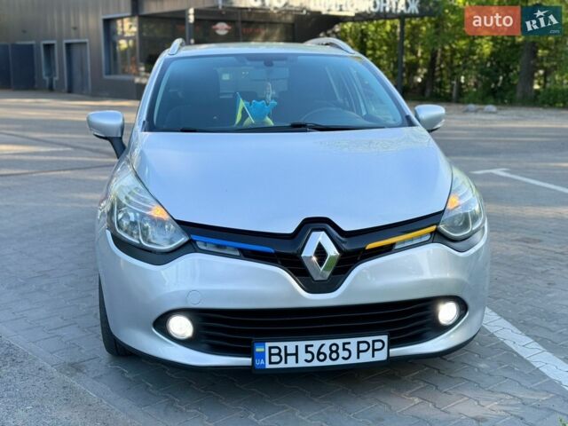 Серый Рено Клио, объемом двигателя 1.5 л и пробегом 315 тыс. км за 6200 $, фото 1 на Automoto.ua