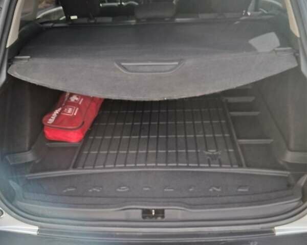 Серый Рено Клио, объемом двигателя 1.5 л и пробегом 264 тыс. км за 7300 $, фото 1 на Automoto.ua