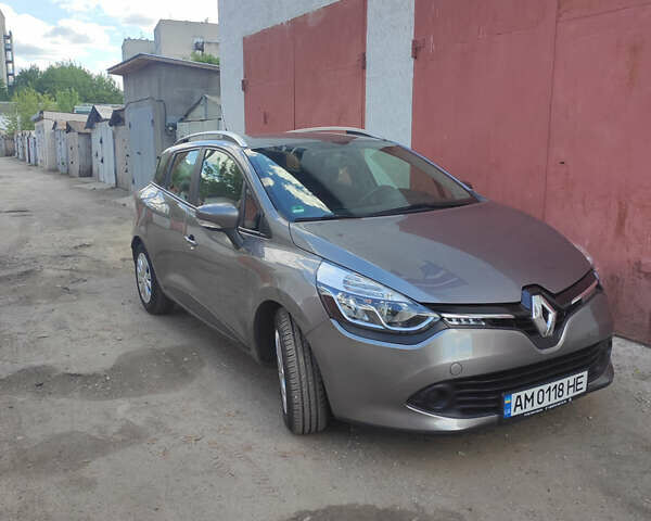 Серый Рено Клио, объемом двигателя 1.5 л и пробегом 111 тыс. км за 8600 $, фото 1 на Automoto.ua