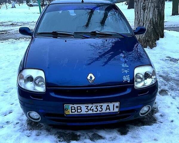 Синий Рено Клио, объемом двигателя 1.4 л и пробегом 10 тыс. км за 2500 $, фото 1 на Automoto.ua