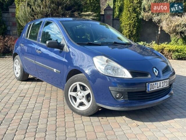 Синій Рено Кліо, об'ємом двигуна 1.2 л та пробігом 225 тис. км за 3950 $, фото 1 на Automoto.ua