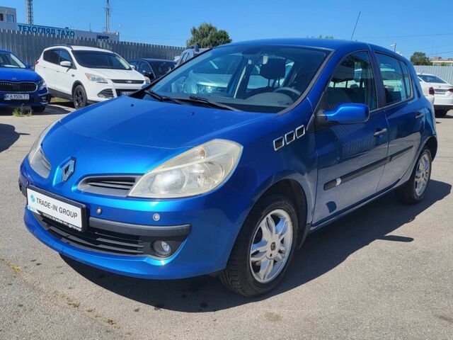 Синій Рено Кліо, об'ємом двигуна 1.4 л та пробігом 235 тис. км за 3400 $, фото 1 на Automoto.ua