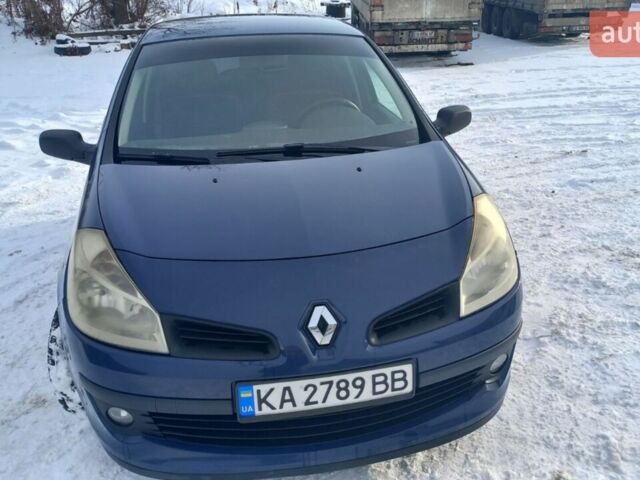 Синий Рено Клио, объемом двигателя 1.15 л и пробегом 300 тыс. км за 3700 $, фото 1 на Automoto.ua