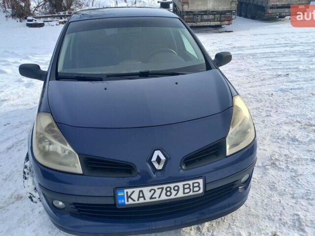 Синий Рено Клио, объемом двигателя 1.15 л и пробегом 300 тыс. км за 3700 $, фото 1 на Automoto.ua