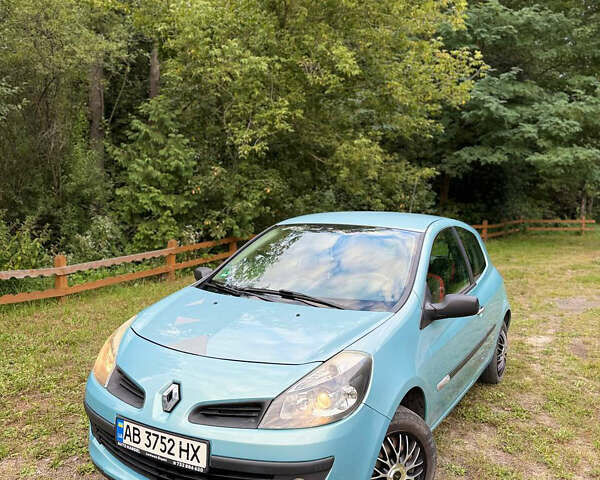 Синій Рено Кліо, об'ємом двигуна 1.15 л та пробігом 174 тис. км за 4000 $, фото 1 на Automoto.ua