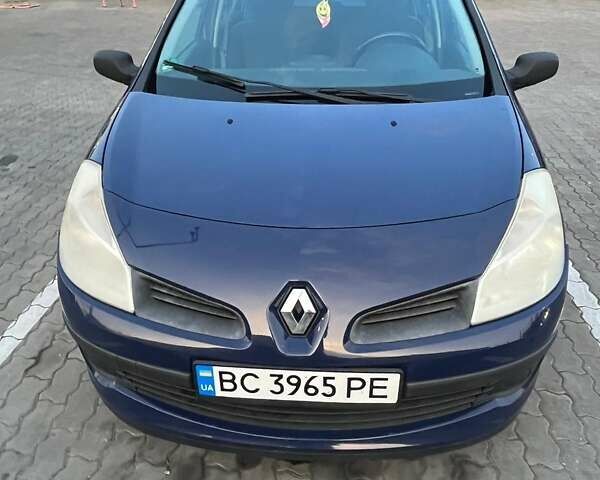 Синий Рено Клио, объемом двигателя 1.2 л и пробегом 214 тыс. км за 4199 $, фото 1 на Automoto.ua