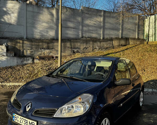 Синий Рено Клио, объемом двигателя 1.2 л и пробегом 181 тыс. км за 4100 $, фото 1 на Automoto.ua