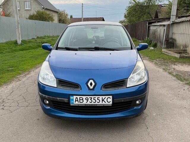Синій Рено Кліо, об'ємом двигуна 1.5 л та пробігом 245 тис. км за 4000 $, фото 1 на Automoto.ua
