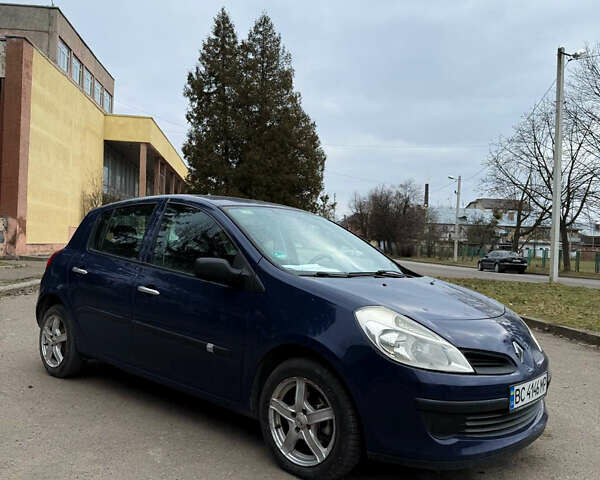Синій Рено Кліо, об'ємом двигуна 1.15 л та пробігом 247 тис. км за 4500 $, фото 1 на Automoto.ua