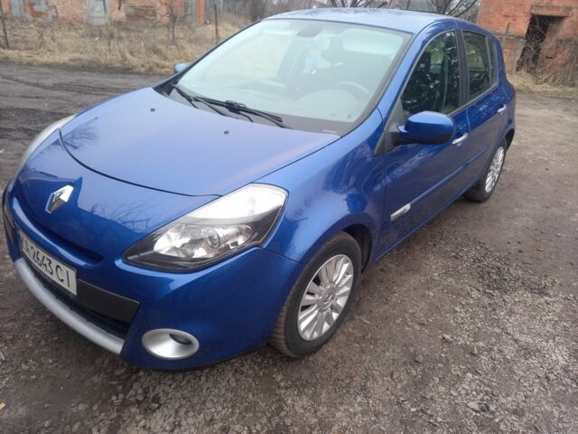 Синій Рено Кліо, об'ємом двигуна 1 л та пробігом 190 тис. км за 5600 $, фото 1 на Automoto.ua