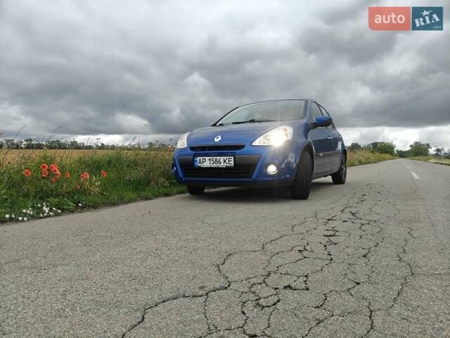 Синий Рено Клио, объемом двигателя 1.15 л и пробегом 178 тыс. км за 6500 $, фото 1 на Automoto.ua