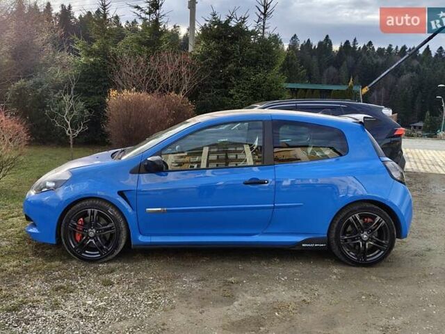 Синий Рено Клио, объемом двигателя 2 л и пробегом 150 тыс. км за 8000 $, фото 1 на Automoto.ua
