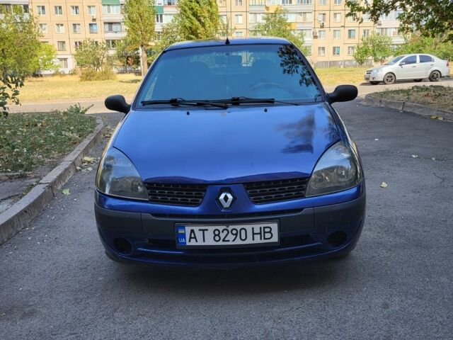 Синий Рено Клио, объемом двигателя 0 л и пробегом 260 тыс. км за 2900 $, фото 1 на Automoto.ua